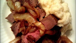 marinatedsteakcaramelizedonions