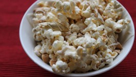 whitechocolatepumpkinpopcorn21