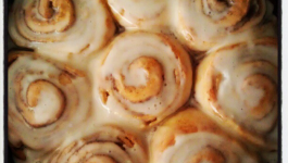 pinoeerwomancinnamonrolls1