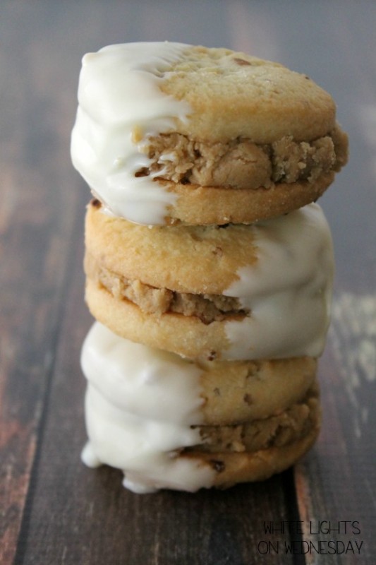 Peanut Butter Cookie Dough Stuffed Sandies   #cookiedoughweek